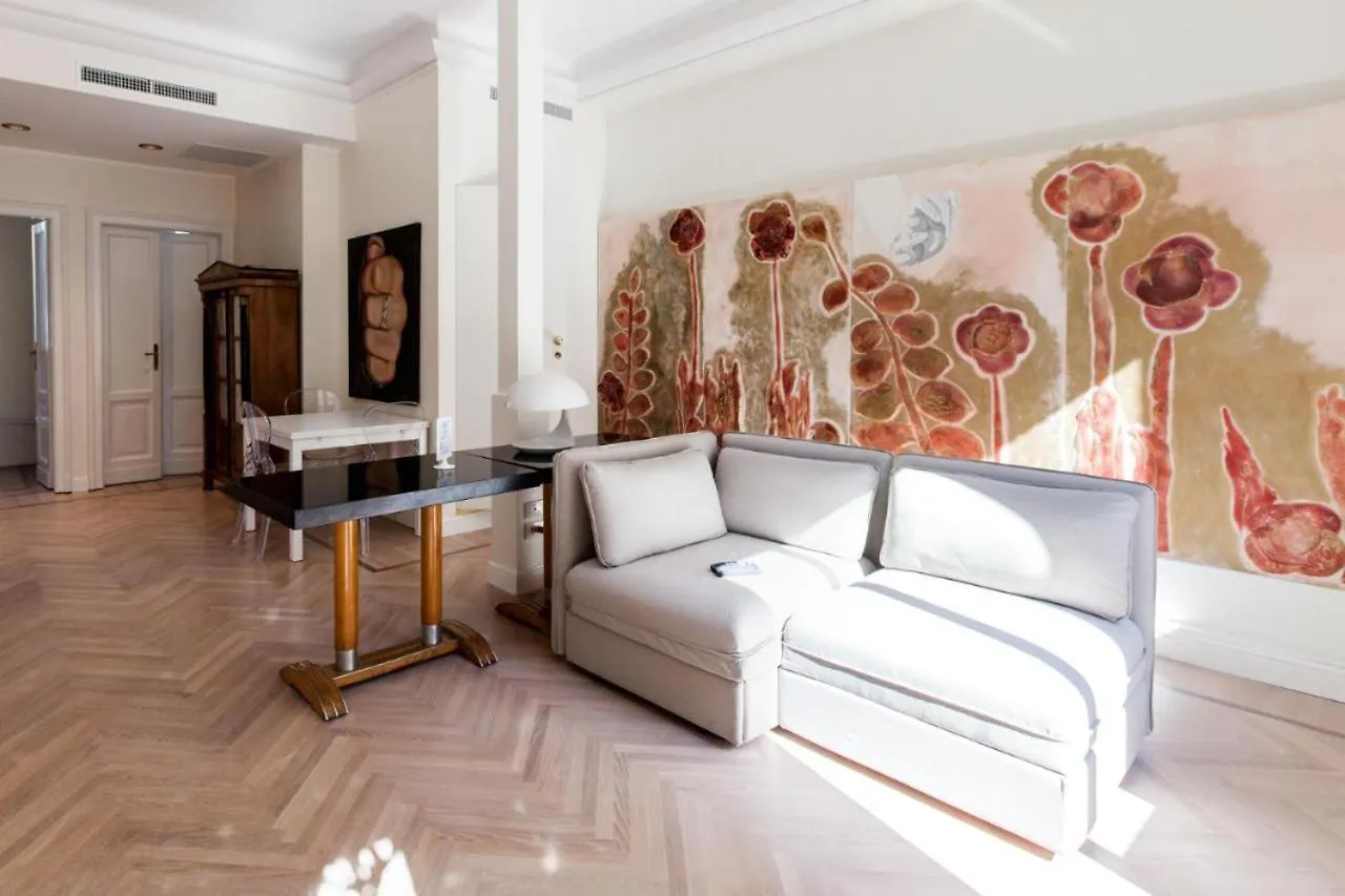 2 Bagni E Suite - House Of Art Center Mediolan